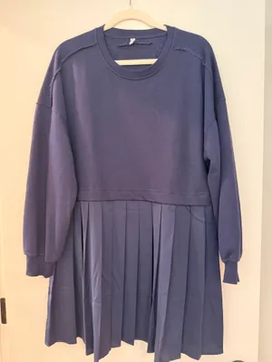 Amazon Dress thumbnail 3