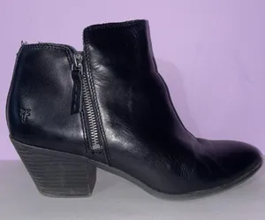 Frye Judith Double Zip Black Leather Ankle Bootie Women Size 8.5 Western Boho thumbnail 1
