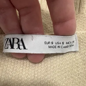 Zara Cream Knit Cropped Sweater Tank Top Camisole Size S Cream Minimalist Luxury thumbnail 4