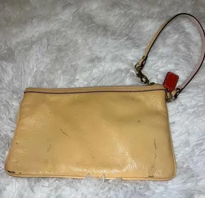 Coach Womens Wristlet Leather with Felt Detail Neutral Colored / Y2K thumbnail 3