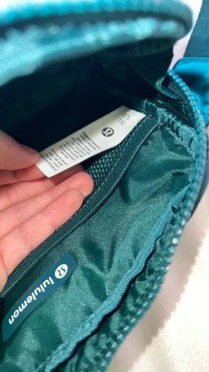 Lululemon Belt Bag thumbnail 3
