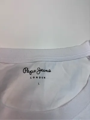 Pepe Jeans London Maggie White Tee with Gold Metallic Logo and Silver Studs NWOT thumbnail 3