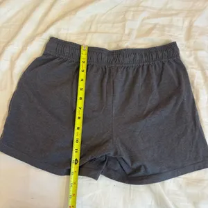 Champion Women’s Gray Drawstring Lounge Shorts Medium thumbnail 4