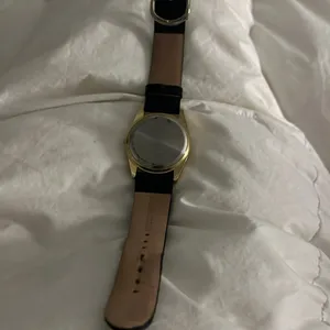 Vintage Gossip Quartz Watch with Alligator Leather Band thumbnail 2