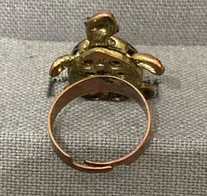 Vintage Bronze Turtle with Rhinestones Expansion Ring - size 7. can have bigger fingers to fit. Beautiful & fun conversation piece. Feet & tail move. Gently warn & Excellent condition. None smoking home. priced to sell at as is condition. Don’t like my price, make reasonable offer! And thank you for checking my closet. thumbnail 5