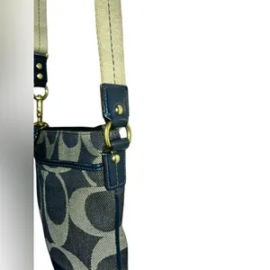 Coach Y2K Vintage Signature Denim Blue and Cream Crossbody Bag thumbnail 6