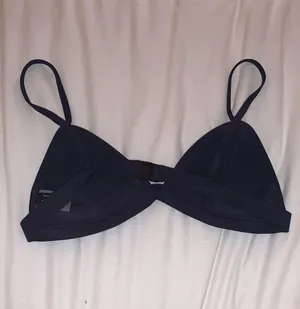 Bikini thumbnail 2