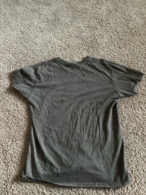 Brown Graphic Tee Gray Size M thumbnail 2