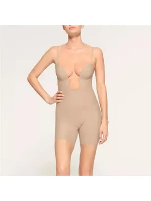 SKIMS All In ONE Deep Plunge Shapewear Mid Thigh Bodysuit size L Clay NWT thumbnail 8
