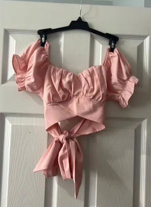 Amazon Pink Puff Sleeve Crop Top Small thumbnail 1
