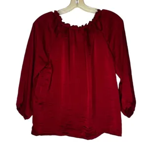 Eyeshadow Red‎ Top thumbnail 3