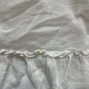 NEW Aritzia Sunday Best Babydoll Dress White Puff Sleeves Mini Bow Size Small thumbnail 3
