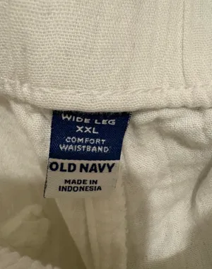 Old Navy White Wide-Leg Pants thumbnail 5