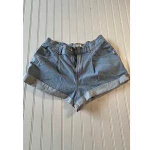 Free People We The Free Danni‎ High Rise Denim Shorts Light Blue Cuffed Size M thumbnail 2