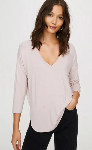 Aritzia Babaton Blush Pink Norris T-Shirt Top Size‎ XS Slouchy Casual V-Neck thumbnail 1