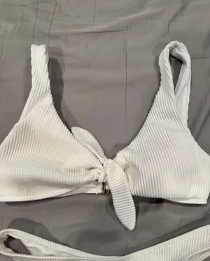 Hollister Bikini Set thumbnail 2
