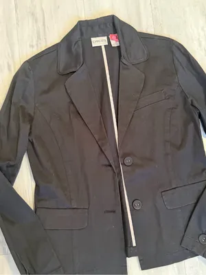 Chico's Women's Black Two-Button Tailored Blazer thumbnail 5