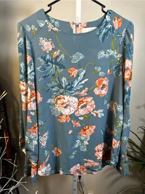 P111. Loft Floral Long-Sleeve Blouse in Dusty Blue thumbnail 1