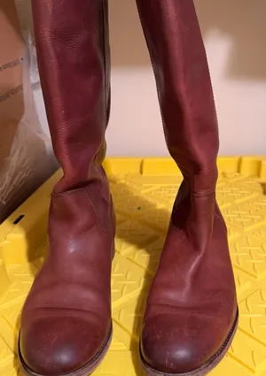 Frye Melissa Button 2 Tall Leather Riding Boots in Burgundy/Brown Womens 8.5 thumbnail 1