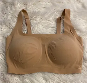 SKIMS Tan Seamless Bra with Molded Cups size M condition good thumbnail 1