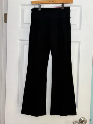 Lululemon Reversible Groove Pant *Full-On Luon in Black Raspberry Macro Strip thumbnail 3