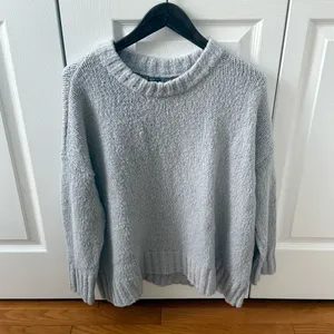 Aerie Oversized Chunky Knit Sweater in Light Gray thumbnail 2