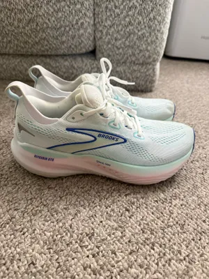 Brooks Running Shoes thumbnail 6