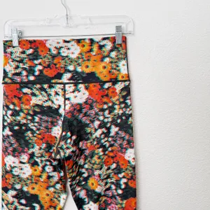 [Aerie] Offline Pixelated Floral Print Shadow 3D High Rise Leggings Size Large L thumbnail 8