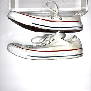 Converse Unisex White and Red Sneakers thumbnail 6