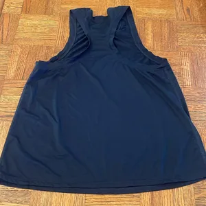 VUORI racerback  Black Top xs thumbnail 2