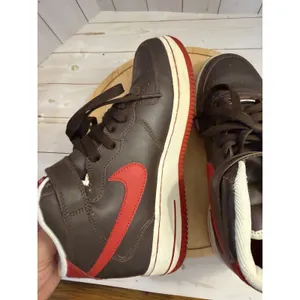 2006 Nike Air Force 1 MID XXV Brown & Red Players 314195-261 Size: 6.5 Y 8 Woman thumbnail 13