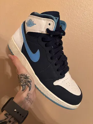 Air Jordan 1 Retro High GS ‘Chris Paul’ thumbnail 2