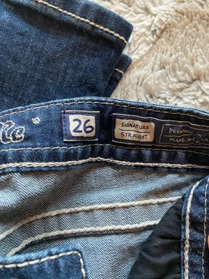 Miss Me Signature Straight Jeans thumbnail 3