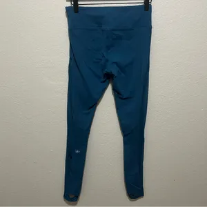 Alo Yoga Coast Leggings Blue Size Small Mesh Stirrup Athleisure Yoga Pilates thumbnail 3