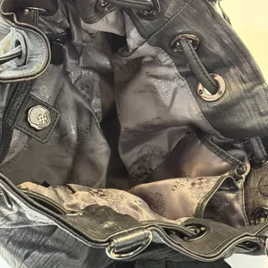 Vince Camuto Black Leather Shoulder Bag Purse with Flowers Leather+Jaquard thumbnail 6