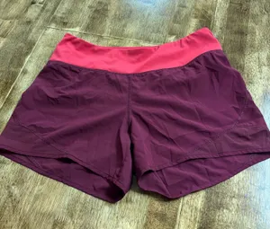 Old Navy Shorts Athletic Women’s thumbnail 1