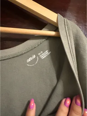 Aerie Reversible Green Top thumbnail 4
