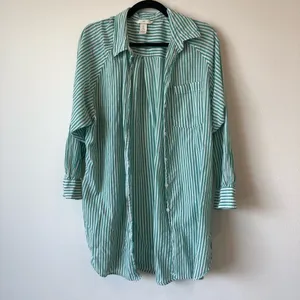 H&M 100% Cotton Green and White Oversized Striped Button Down Shirt Size S thumbnail 2