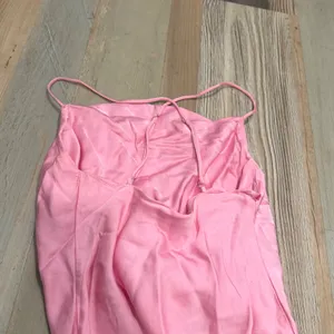 Zara Satin Cowl Neck Cami Top XS Pink Adjustable Straps Sleeveless Tank thumbnail 4