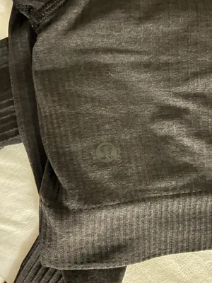 Lululemon Long Sleeve thumbnail 2