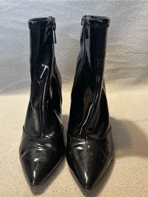 Jessica Simpson Women’s 5.5 Black Patent Pointed-Toe Ankle Boots with Side Zip thumbnail 3