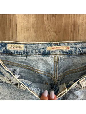 Levi’s 90s Y2K Middy Straight Jeans Women’s 26 Light Acid Wash High Rise Denim thumbnail 3