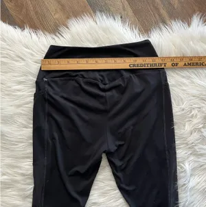 Gymshark women's black mesh panel with pockets size XS/S black leggings thumbnail 6
