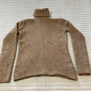 Gap Tan Heathered Wool/Cotton Turtleneck Sweater Size M thumbnail 2
