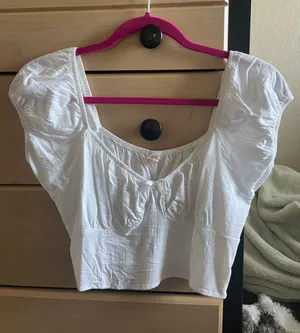 Lottie Moss White Shirt thumbnail 1