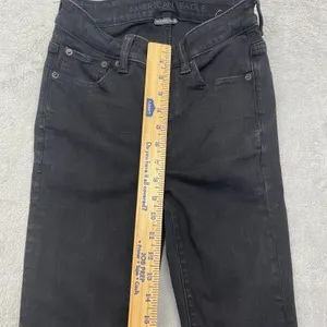 American‎ Eagle Jeans Womens 2 Black Wash High Rise Jegging Ripped Distressed thumbnail 6