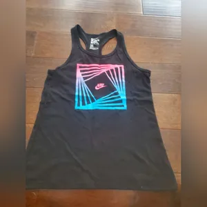 Athletic cut The Nike Tee size Large tank fits on smaller size thumbnail 1