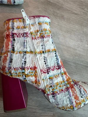 Betsey Johnson Booties White Pink Cait sz 5.5 thumbnail 5