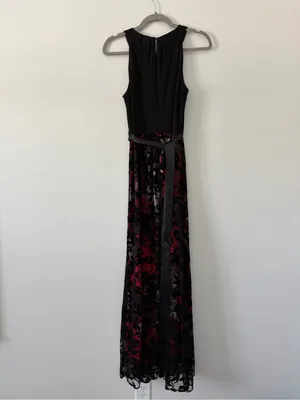 SLNY Fashions Black Red Floral Velvet Sleeveless Sheer Velvet Formal Dress 6 thumbnail 6