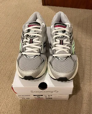 Saucony Women's Ride Millennium Shoes thumbnail 1